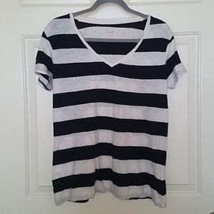 Bass Thick Striped Vneck Short Sleeve Tshirt Size M